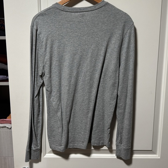 J. Crew gray LS slub cotton graphic “Montauk Point State Parkk” tee size small - Picture 3 of 3